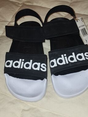 Adidas Adilette Strap Sandals. Nwt Unisex Womans 8 Mens 7